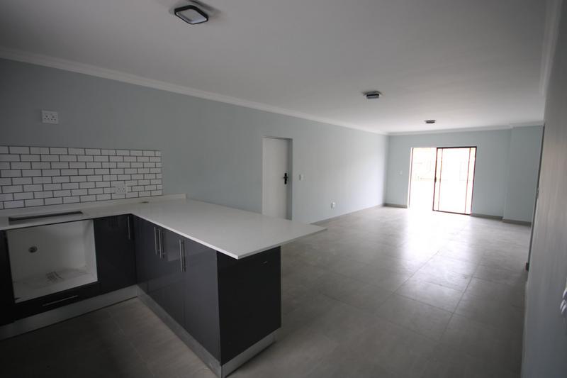 To Let 3 Bedroom Property for Rent in Sanddrift Western Cape